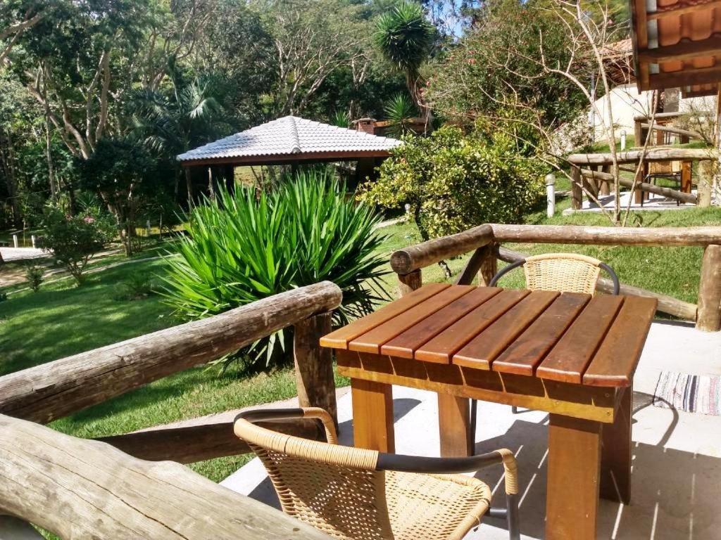 Pousada Villa Pinhal Santo Antônio do Pinhal Екстериор снимка