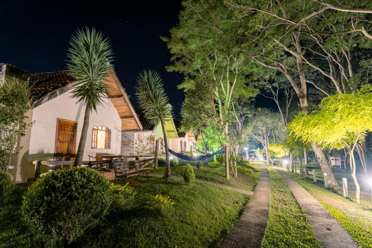 Pousada Villa Pinhal Santo Antônio do Pinhal Екстериор снимка