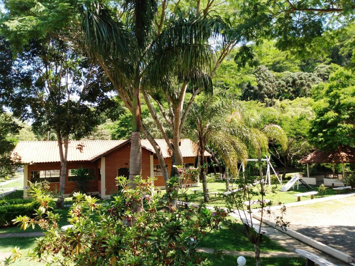 Pousada Villa Pinhal Santo Antônio do Pinhal Екстериор снимка